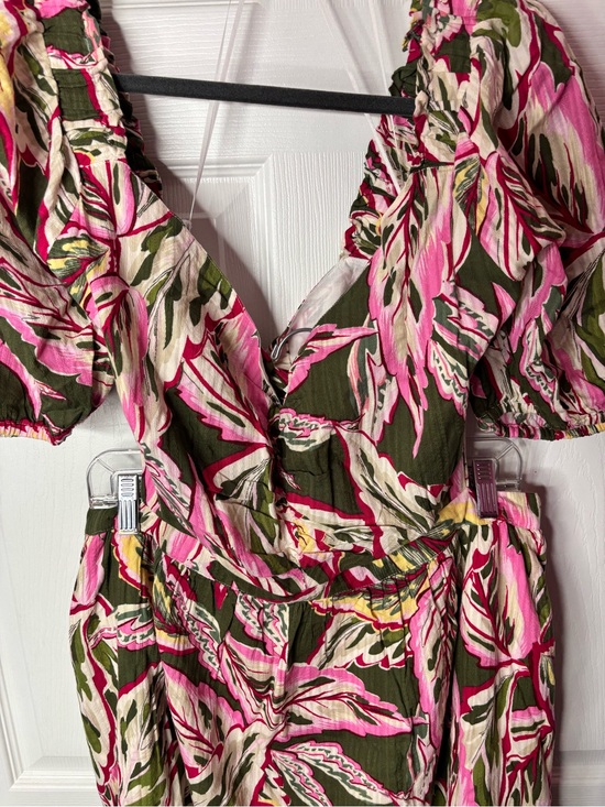 Loft beach Dresses & Skirts - LOFT Pink & Olive Floral maxi dress